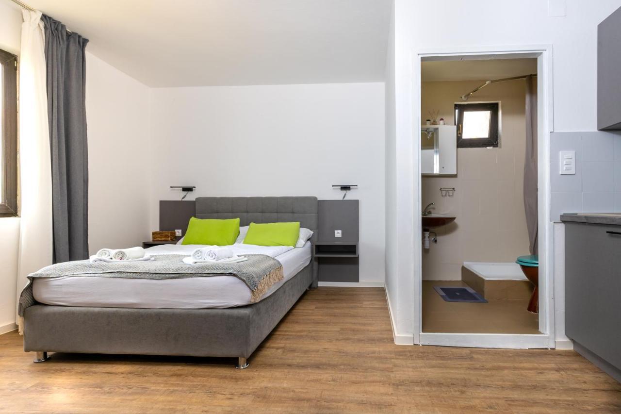 Apartments Dida Sime Стариград-Пакленица Екстериор снимка